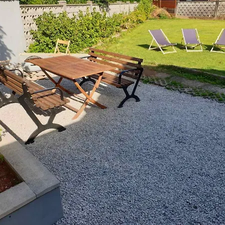 Huge Bbq Garden 2, Spacious Flat, Ac, Free Parking 2 Apartmán *