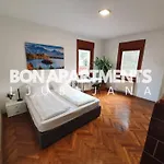 Huge Bbq Garden 2, Spacious Flat, Ac, Free Parking 2 * Liubliana