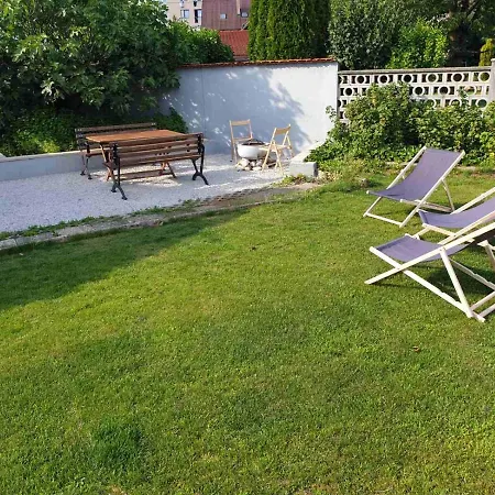 Huge Bbq Garden 2, Spacious Flat, Ac, Free Parking 2 Apartamento